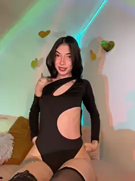 GiannaMagari  online show from 07/13/26, 10:23