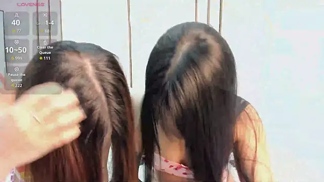 Snapshot of twodesiresary chatting on 04/10/26, 01:49 twodesiresary online show from 04/10/26, 01:49