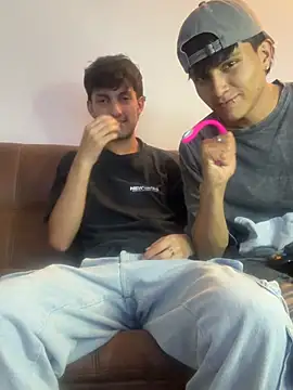 LYAN DYLAN online show from 06/02/26, 12:23