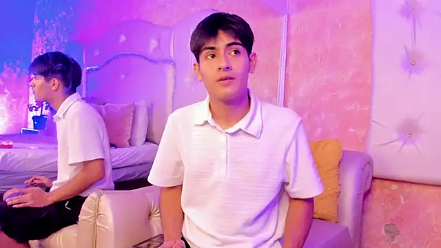 Snapshot of TylerCruz__ chatting on 04/14/26, 06:41 TylerCruz online show from 04/14/26, 06:41