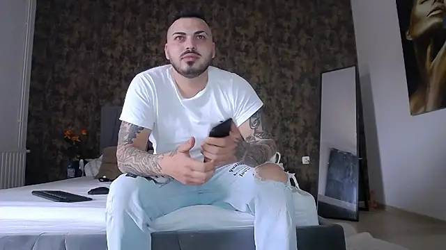 I amAhille online show from 04/09/26, 12:43