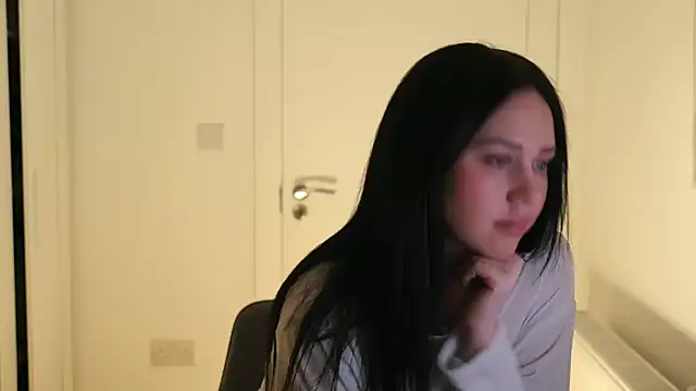 Snapshot of mira_mmira chatting on 04/12/26, 09:42 mira mmira online show from 04/12/26, 09:42