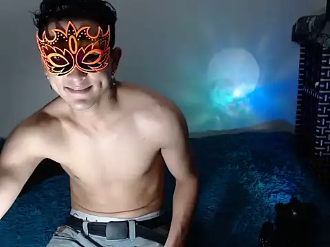 SexyboyHot2000 online show from 04/14/26, 08:59