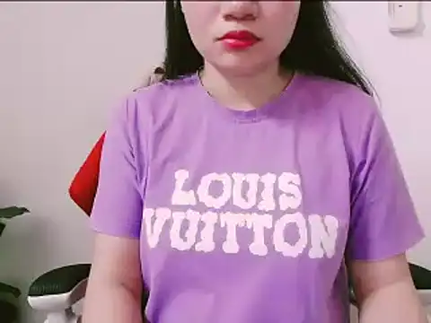 Suhynxx online show from 04/05/26, 07:55