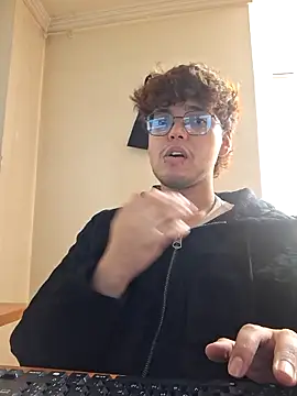 hornsgoat  online show from 04/13/26, 02:33