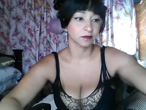 SusanCortez  online show from 05/19/26, 03:29