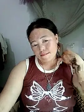 Lily Daisy online show from 04/04/26, 07:06