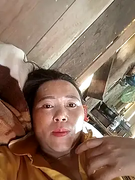 Lily Daisy online show from 04/16/26, 05:41