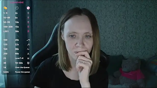 Snapshot of Ricky_Chadwick_ chatting on 04/03/26, 04:16 Ricky Chadwick online show from 04/03/26, 04:16