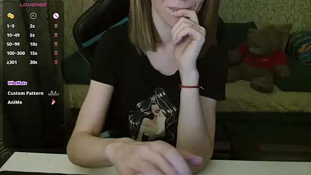 Snapshot of Ricky_Chadwick_ chatting on 04/07/26, 05:02 Ricky Chadwick online show from 04/07/26, 05:02