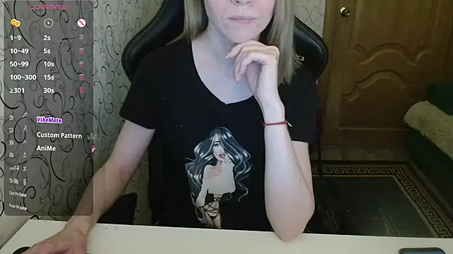 Snapshot of Ricky_Chadwick_ chatting on 04/12/26, 04:45 Ricky Chadwick online show from 04/12/26, 04:45