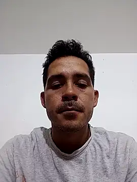 Gabriel leon33 online show from 04/11/26, 05:23