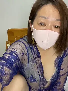 Snapshot of Cherry_258 chatting on 04/15/26, 05:20 Cherry 258 online show from 04/15/26, 05:20