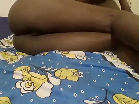 PetuniaAkAkea online show from 04/12/26, 08:25