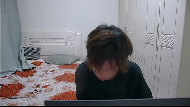 Snapshot of buding-001 chatting on 03/29/26, 02:33 buding-001 online show from 03/29/26, 02:33