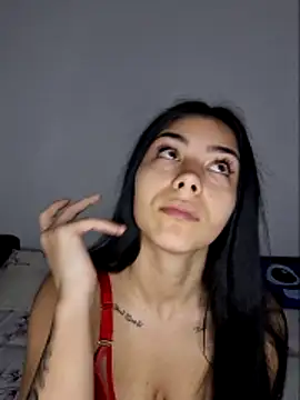 Snapshot of Crissdesire chatting on 04/03/26, 11:19 Crissdesire online show from 04/03/26, 11:19