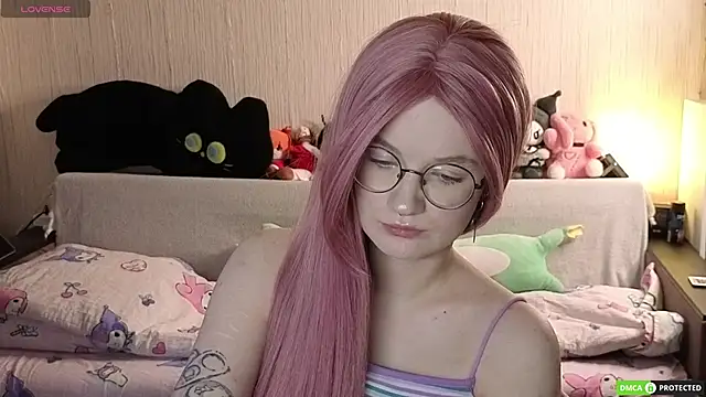 JulietFisher online show from 04/10/26, 04:17