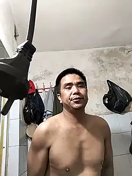 Snapshot of Tinh_love chatting on 03/25/26, 12:33 Tinh love online show from 03/25/26, 12:33