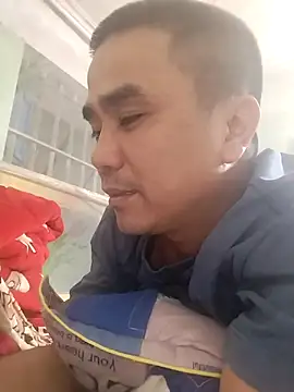 Snapshot of Tinh_love chatting on 04/03/26, 01:42 Tinh love online show from 04/03/26, 01:42