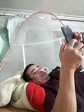 Snapshot of Tinh_love chatting on 04/16/26, 12:28 Tinh love online show from 04/16/26, 12:28