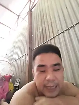 Snapshot of Tinh_love chatting on 07/08/26, 05:23 Tinh love online show from 07/08/26, 05:23