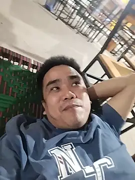 Snapshot of Tinh_love chatting on 07/28/26, 02:35 Tinh love online show from 07/28/26, 02:35