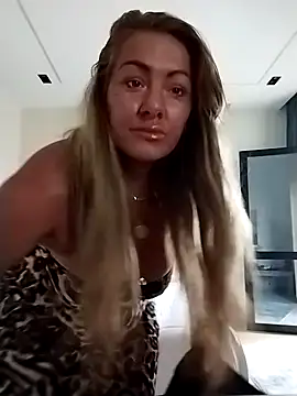 Exotic ParisX online show from 04/07/26, 06:47