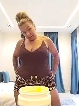 Exotic ParisX online show from 04/08/26, 06:35