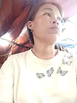 Ely-cute2k online show from 05/01/26, 11:53