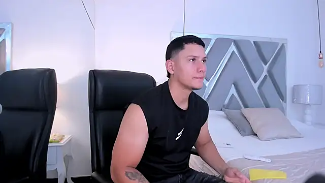 Chriss Diamond online show from 04/05/26, 09:12