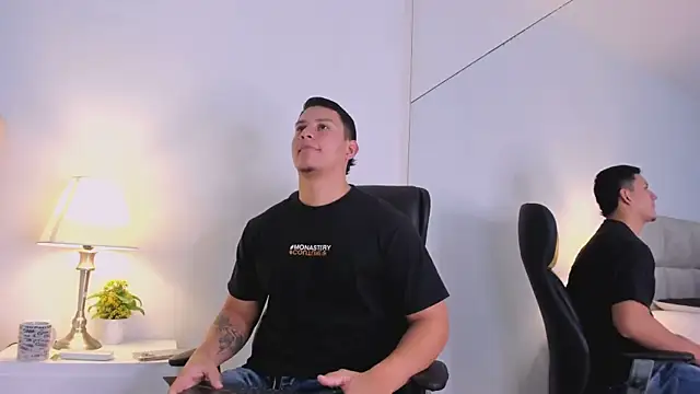 Chriss Diamond online show from 07/13/26, 08:22