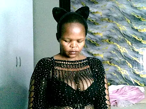 BustyBUNNYWORXXX online show from 04/10/26, 04:23