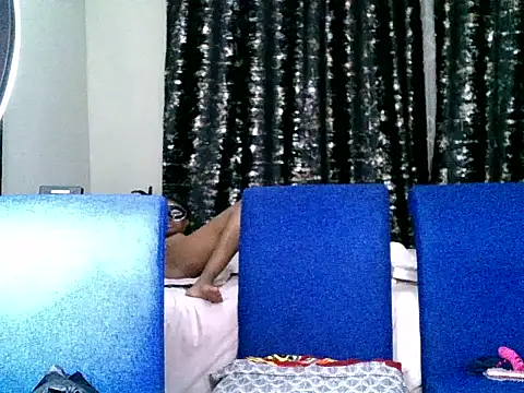 BustyBUNNYWORXXX online show from 04/13/26, 11:10