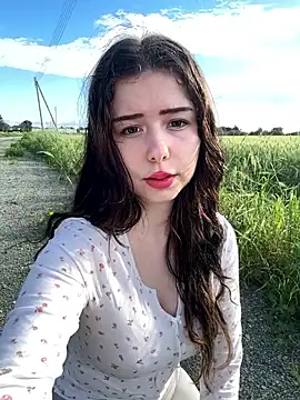 leiawifey online show from 04/06/26, 02:18