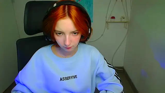 Snapshot of Butterfly_Milly chatting on 03/30/26, 11:22 Butterfly Milly online show from 03/30/26, 11:22