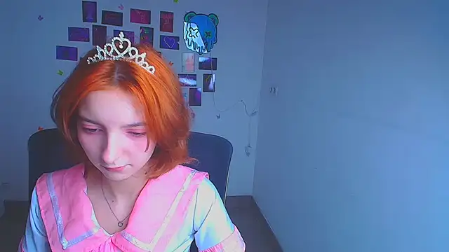 Snapshot of Butterfly_Milly chatting on 04/01/26, 11:44 Butterfly Milly online show from 04/01/26, 11:44