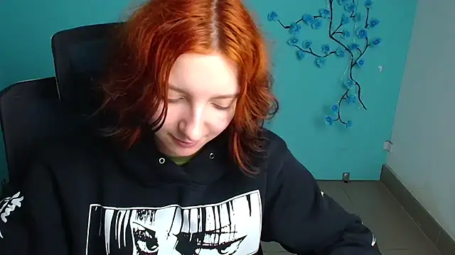 Snapshot of Butterfly_Milly chatting on 05/15/26, 11:39 Butterfly Milly online show from 05/15/26, 11:39