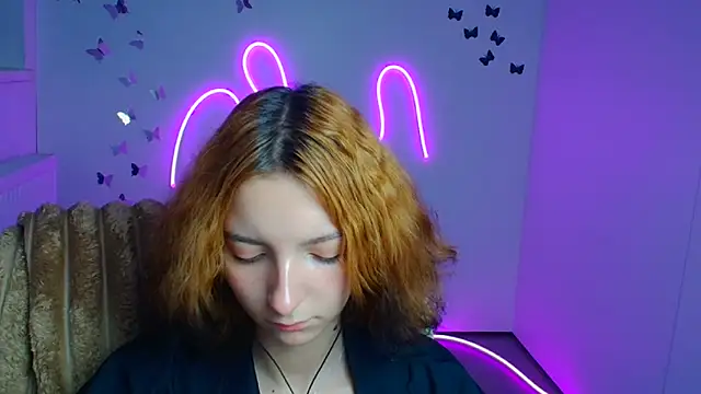 Butterfly Milly online show from 06/29/26, 11:32