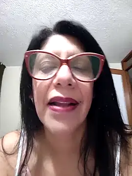 SamanthaRosse01  online show from 04/07/26, 10:59