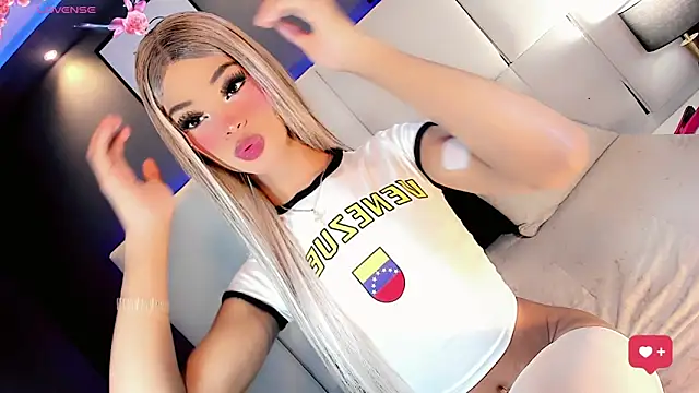 Kornylovee online show from 05/18/26, 08:47