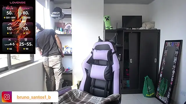 Snapshot of Bruno_santos1 chatting on 04/14/26, 01:28 Bruno santos1 online show from 04/14/26, 01:28