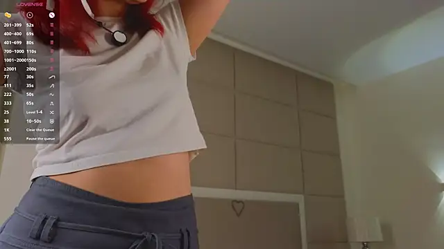 Snapshot of Calypsian chatting on 04/16/26, 10:49 Calypsian online show from 04/16/26, 10:49