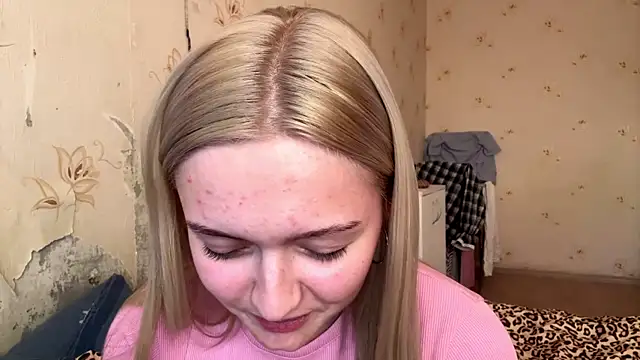 Sophia Blonde online show from 04/16/26, 02:18