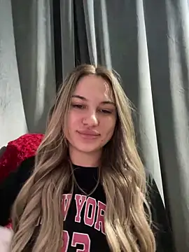 ScarlettMussee online show from 04/06/26, 06:42