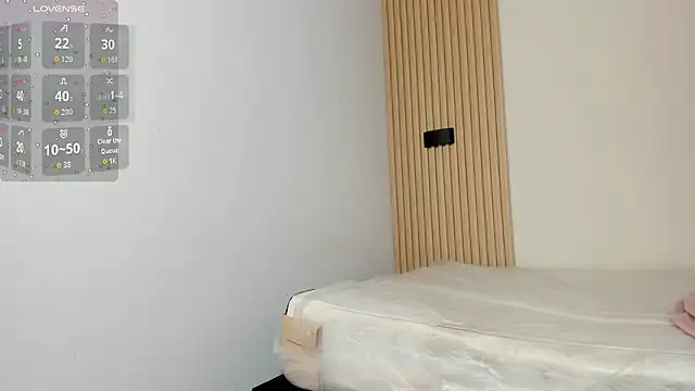 IslaScott online show from 04/13/26, 08:25