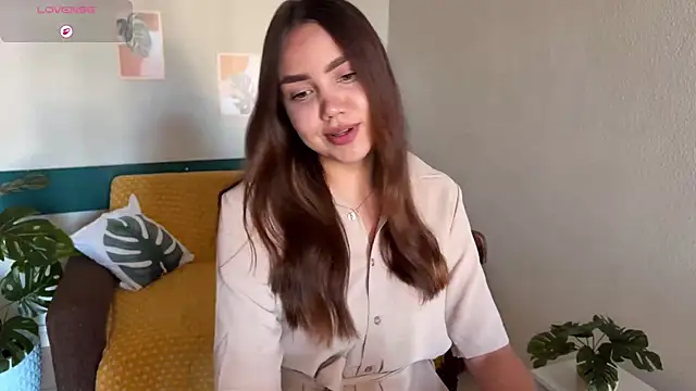 Snapshot of NebulaaHaven chatting on 04/06/26, 06:09 NebulaaHaven online show from 04/06/26, 06:09