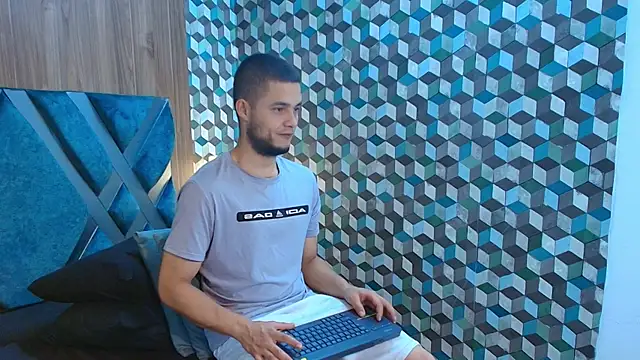 Joaho Fernandez online show from 06/24/26, 09:03