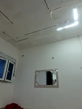 QueueedActivist online show from 04/11/26, 05:50