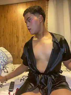 Snapshot of Sweet_Darius chatting on 03/27/26, 02:50 Sweet Darius online show from 03/27/26, 02:50