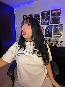 Hinataaa  online show from 04/15/26, 05:03